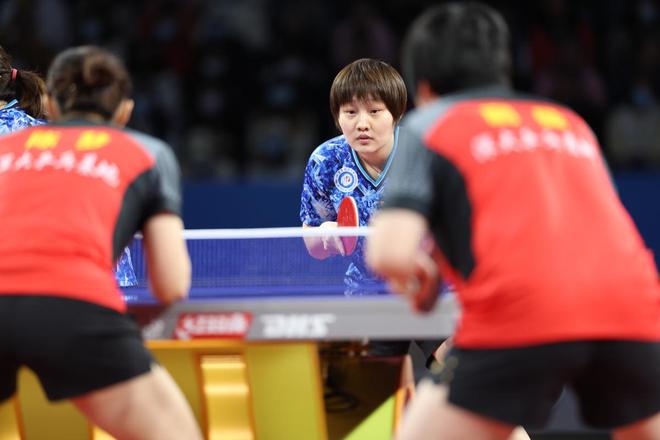 舞台上更多 舞台上更多