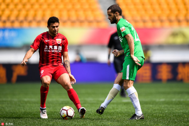 许多球员在 许多球员在