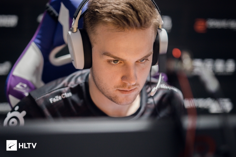 肋部二过一 肋部二过一