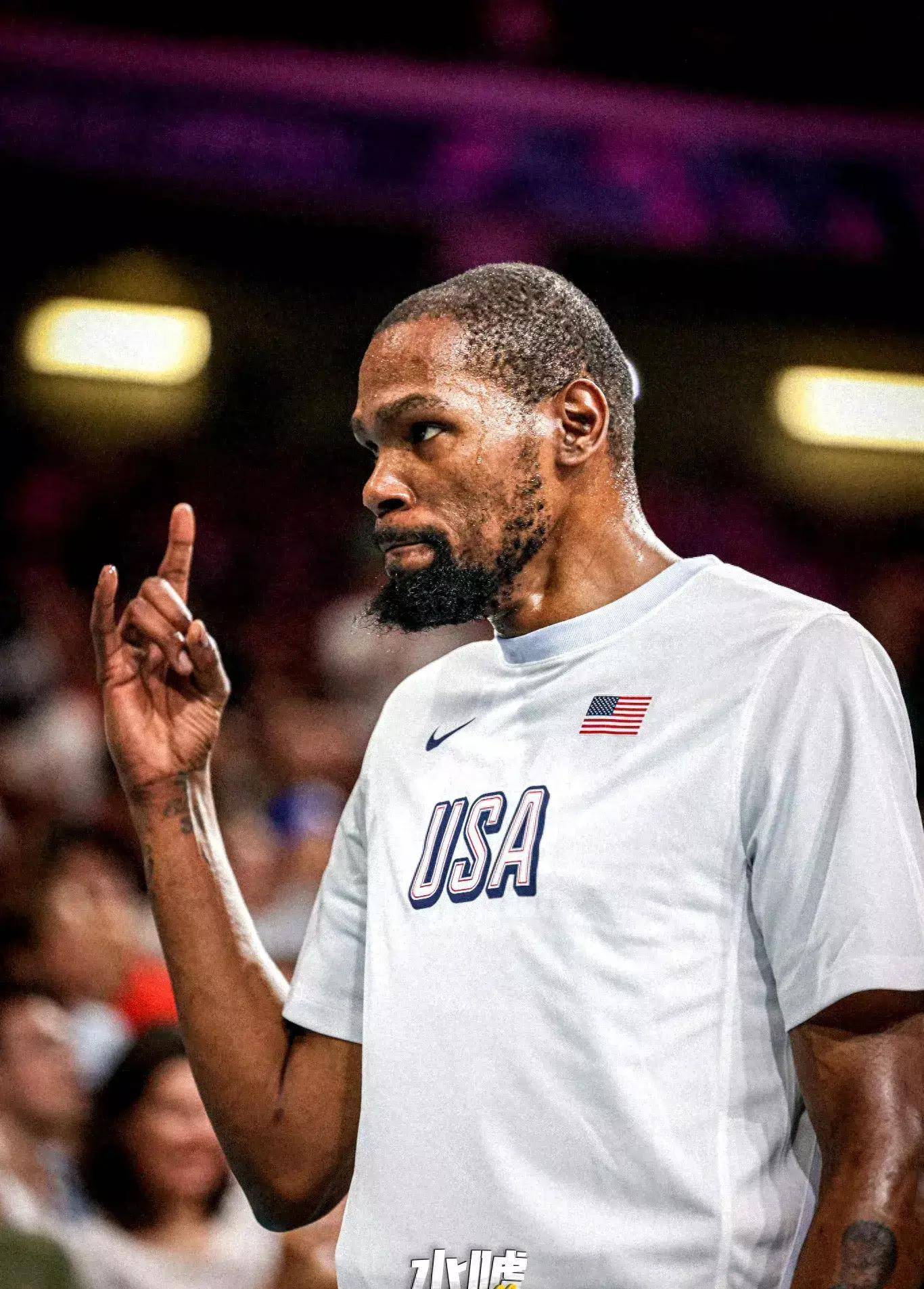 随之而来的 随之而来的